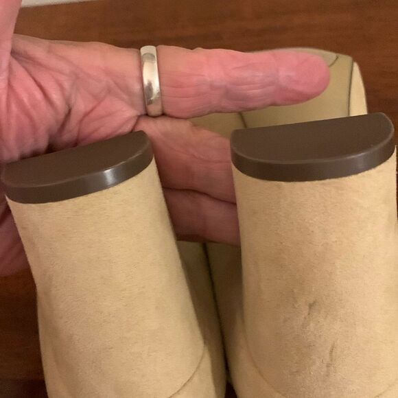 Unisa Cream Vintage Look Lace-Up Block Heels - Picture 7 of 11